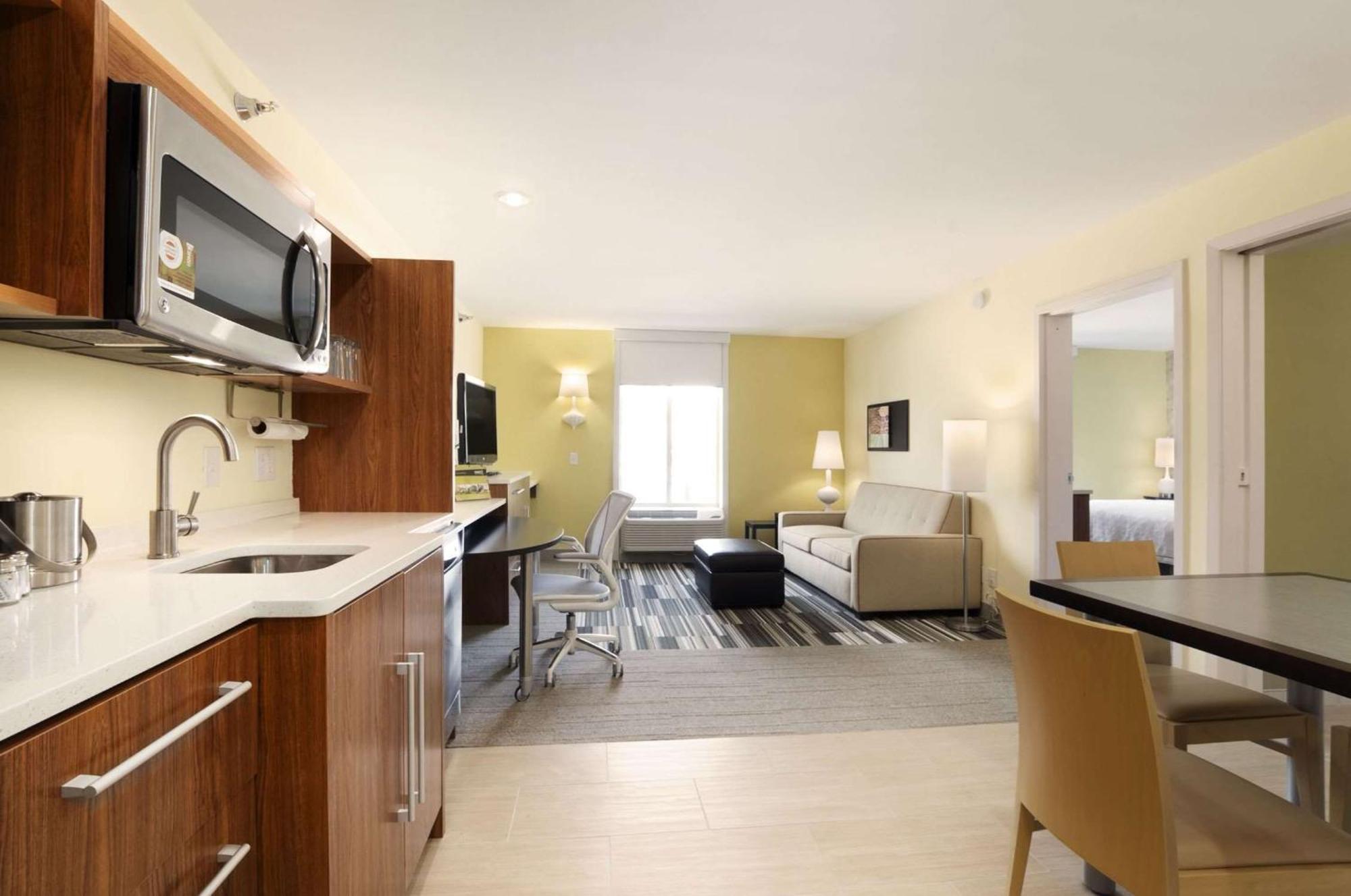 โฮม2 สวีท บาย ฮิลตัน บิลอกซี นอร์ท ดีแบร์วีลล์ Hotel บิล็อกซี ภายนอก รูปภาพ